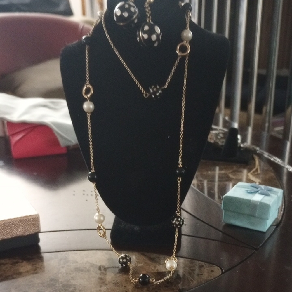 Ann Taylor Gold and Black Necklace